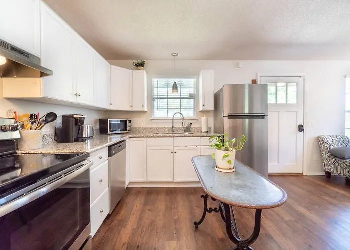 Holiday home Foxden, Walk To Downtown Festivals And Events! *