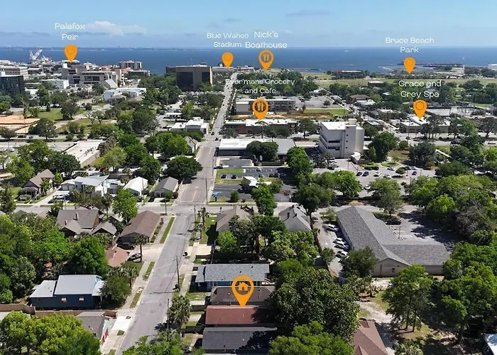 Holiday home Foxden, Walk To Downtown Festivals And Events! *